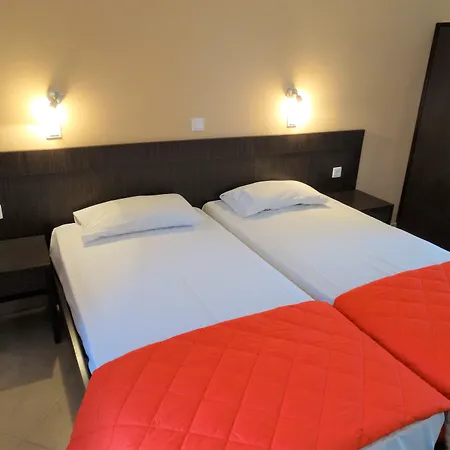 Lägenhetshotell Oasis Club Kávos