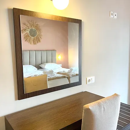 Apart Otel Oasis Club 3*