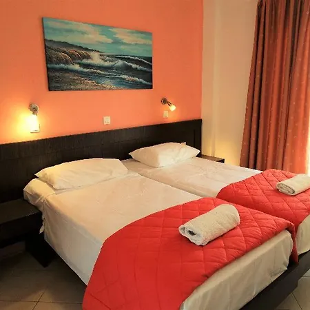 Oasis Club 3*