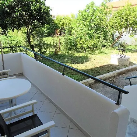 Ξενοδοχείο με διαμερίσματα Oasis Club Κάβος