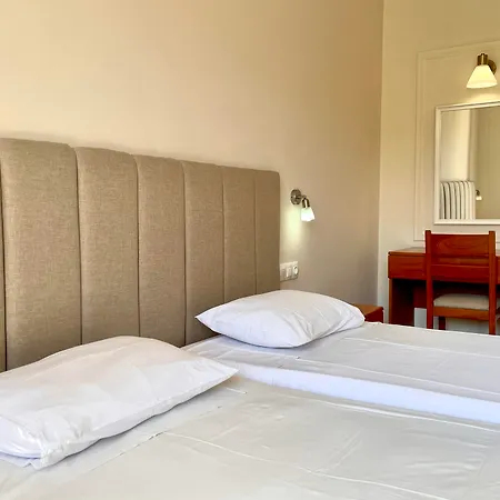 Aparthotel Oasis Club 3*