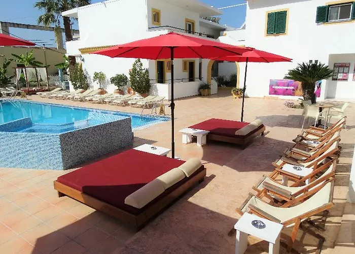 Oasis Club Ξενοδοχείο με διαμερίσματα Κάβος