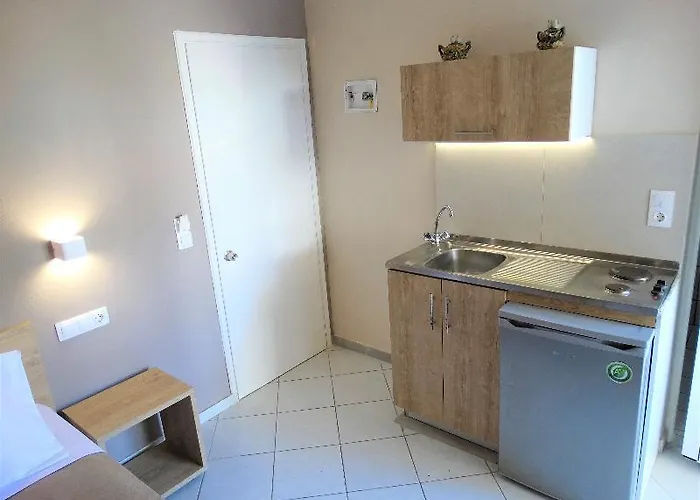 Ξενοδοχείο με διαμερίσματα Oasis Club 3*
