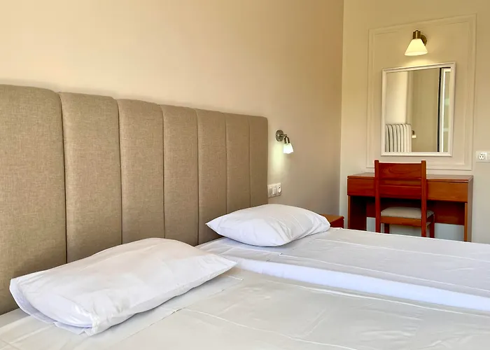 Ξενοδοχείο με διαμερίσματα Oasis Club 3*