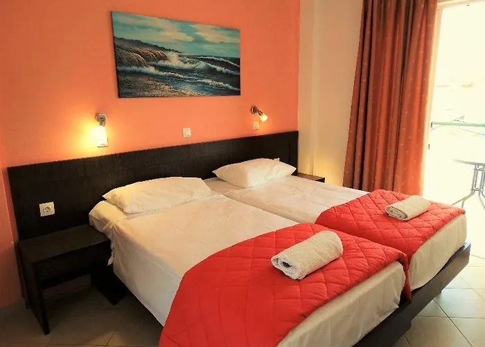 Oasis Club 3*